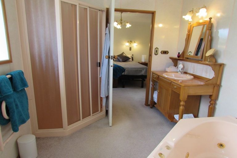 Photo of property in 240 Herbert Street, Windsor, Invercargill, 9810