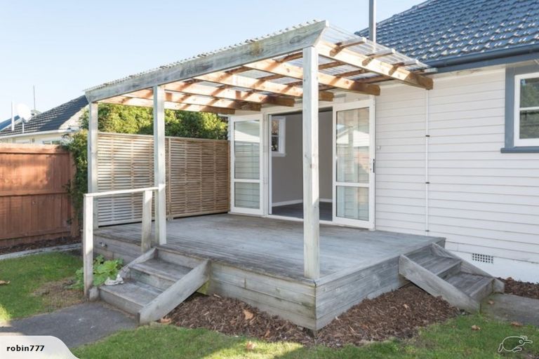 Photo of property in 36 Willryan Avenue, New Brighton, Christchurch, 8083