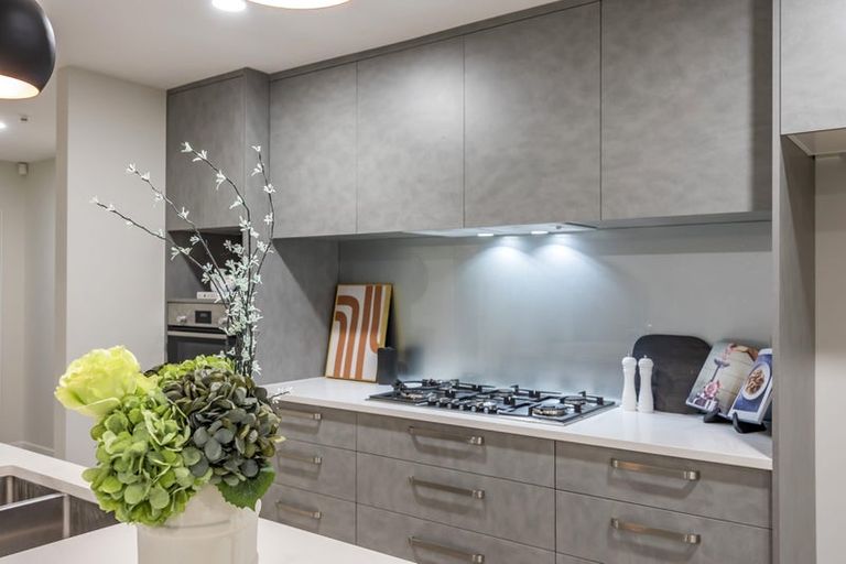 Photo of property in 21 Vintry Drive, Huapai, Kumeu, 0810