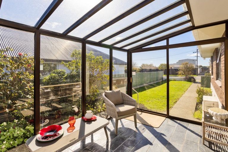 Photo of property in 24 Palmer Street, Grasmere, Invercargill, 9810