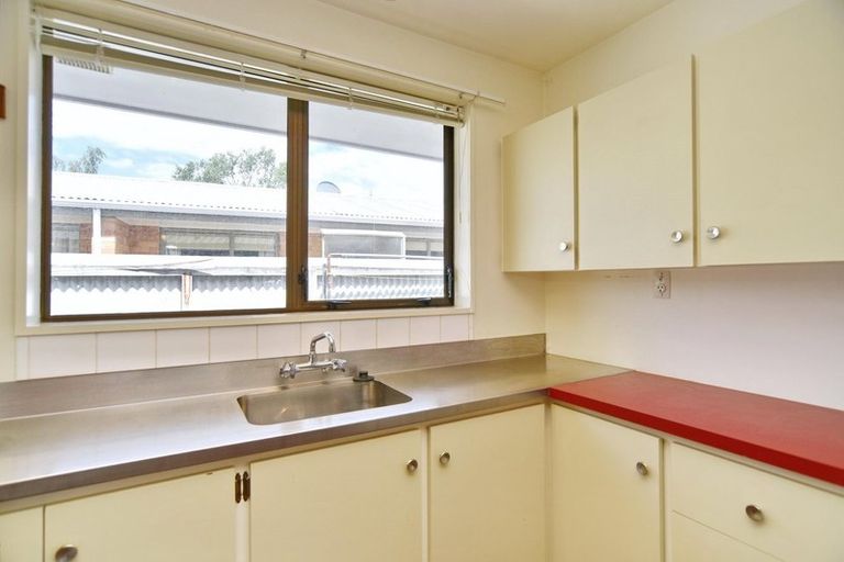 Photo of property in 4/81 Picton Avenue, Riccarton, Christchurch, 8011