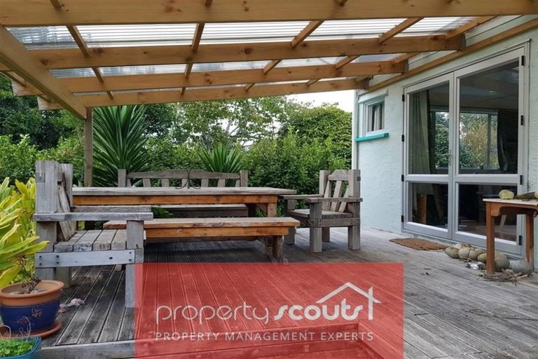 Photo of property in 74 Parris Street, Waitara, 4320