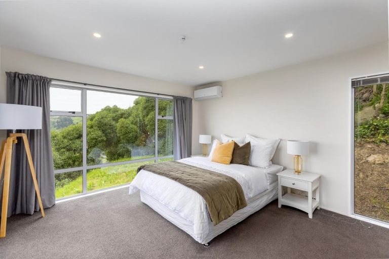 Photo of property in 16 Glendevere Terrace, Redcliffs, Christchurch, 8081