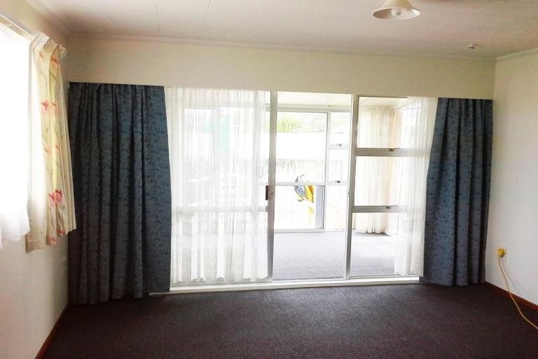 Photo of property in 3/4 Wynyard Street, Bell Block, New Plymouth, 4312