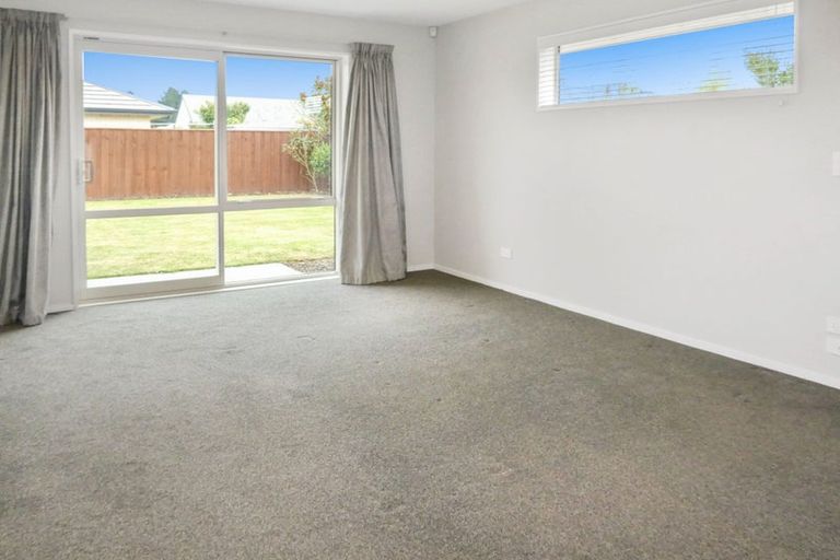 Photo of property in 6 Highworth Crescent, Rolleston, 7615