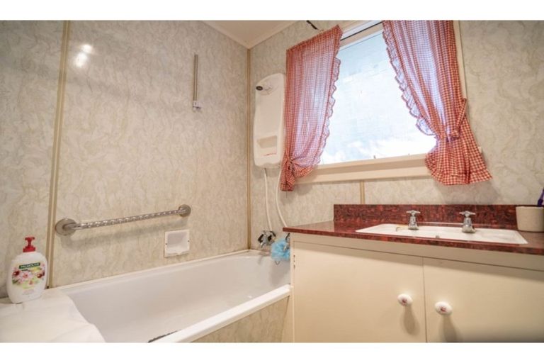 Photo of property in 3/33 Dudley Street, Grasmere, Invercargill, 9810