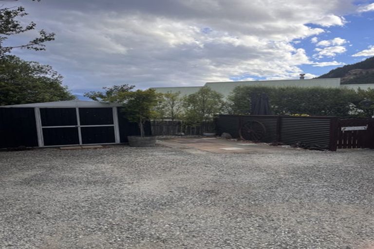 Photo of property in 210b Fernhill Road, Sunshine Bay, Queenstown, 9300