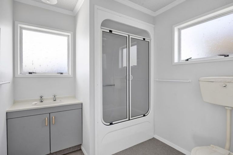 Photo of property in 120 Seventh Avenue, Urenui, 4377