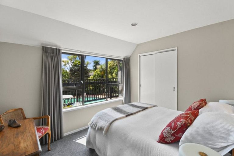 Photo of property in 23 Charles Prevost Drive, The Gardens, Auckland, 2105