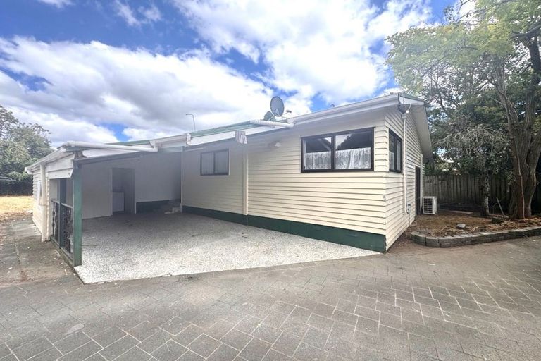 Photo of property in 4 Resolute Way, Papakura, 2110