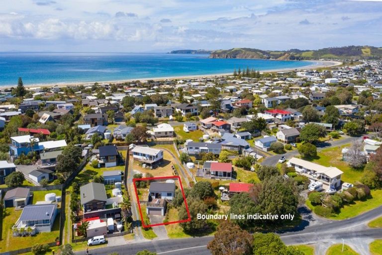 Photo of property in 34 Omaha Drive, Omaha, 0986