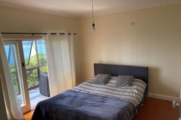 Photo of property in 24 Khyber Road, Seatoun, Wellington, 6022
