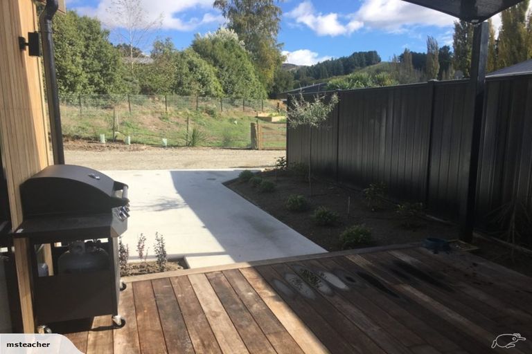 Photo of property in 32 Kingan Road, Luggate, Cromwell, 9383