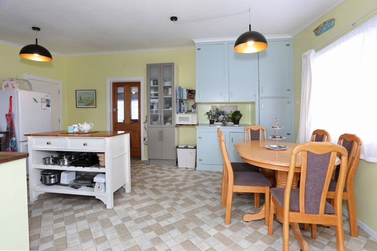 Photo of property in 141 Seabury Avenue, Foxton Beach, Foxton, 4815