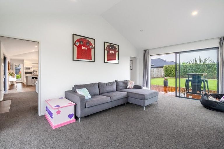 Photo of property in 130 Silver Peaks Drive, West Melton, 7618