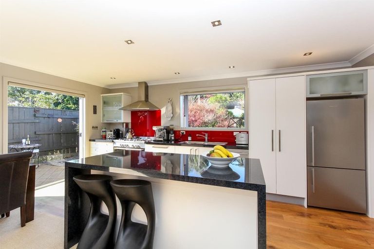 Photo of property in 81c Huatoki Street, Vogeltown, New Plymouth, 4310