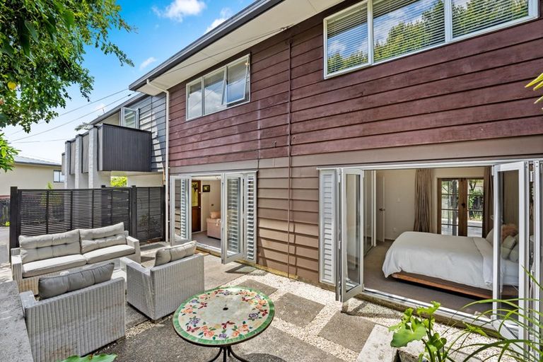 Photo of property in 46 Hinemoa Street, Birkenhead, Auckland, 0626