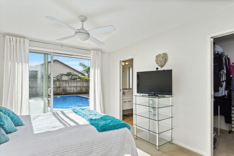 Photo of property in 56 Matemuri Drive, Papamoa Beach, Papamoa, 3118