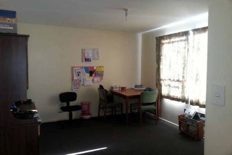 Photo of property in 2/72 Fairfield Avenue, Addington, Christchurch, 8024