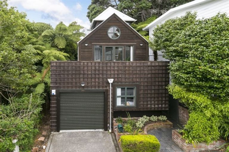 Photo of property in 31c Patanga Crescent, Thorndon, Wellington, 6011