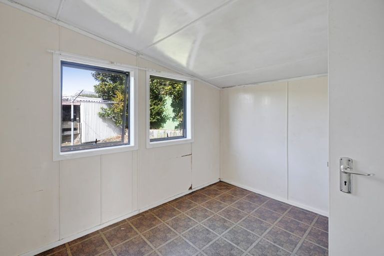 Photo of property in 33 Kowhai Street, Inglewood, 4330