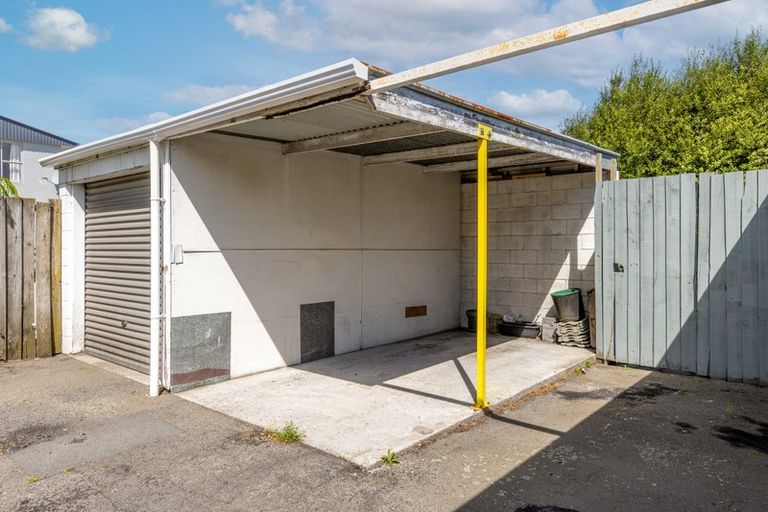 Photo of property in 2/990 Colombo Street, St Albans, Christchurch, 8014