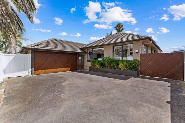 Photo of property in 9 The Anchorage, Sunnyhills, Auckland, 2010