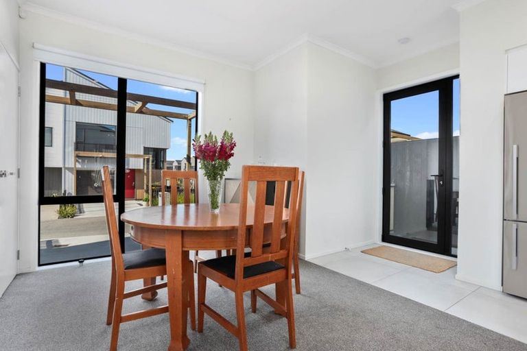 Photo of property in 22 Nugget Avenue, Hobsonville, Auckland, 0616