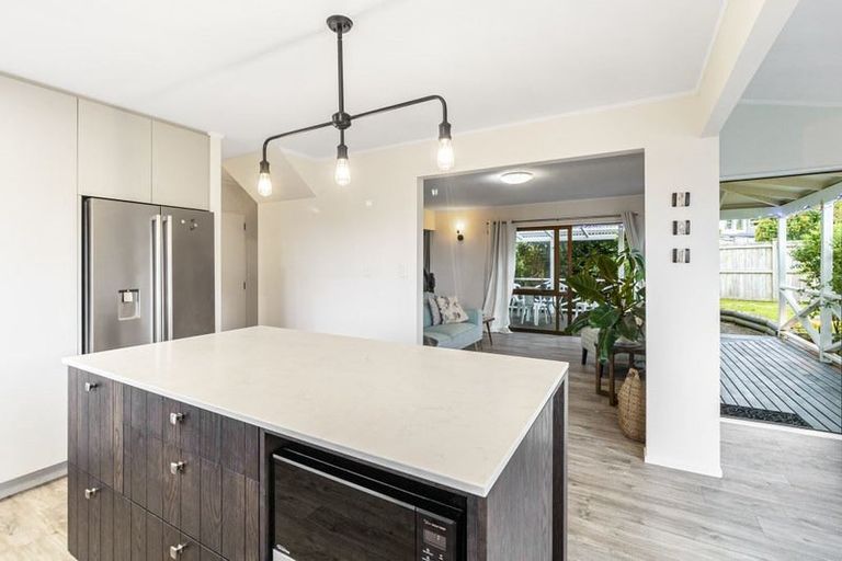 Photo of property in 44 Polkinghorne Drive, Manly, Whangaparaoa, 0930