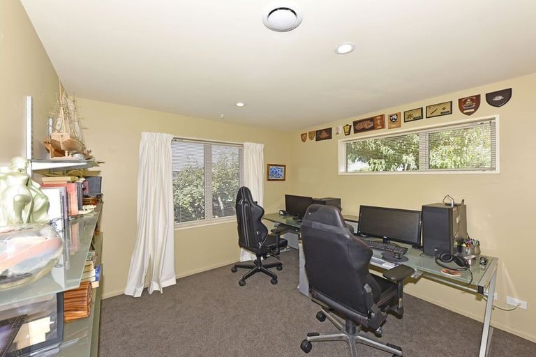 Photo of property in 26 Kaniere Avenue, Hei Hei, Christchurch, 8042