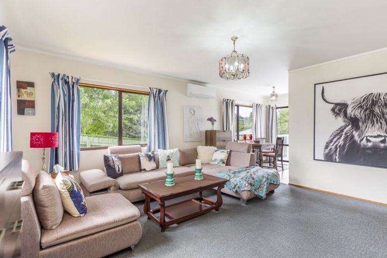 Photo of property in 2/233 Birkdale Road, Birkdale, Auckland, 0626