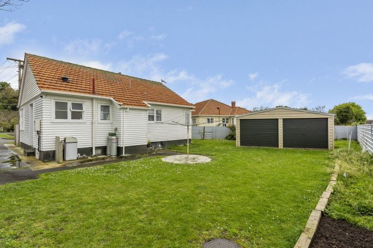 Photo of property in 62 Peat Place, Whanganui, 4500