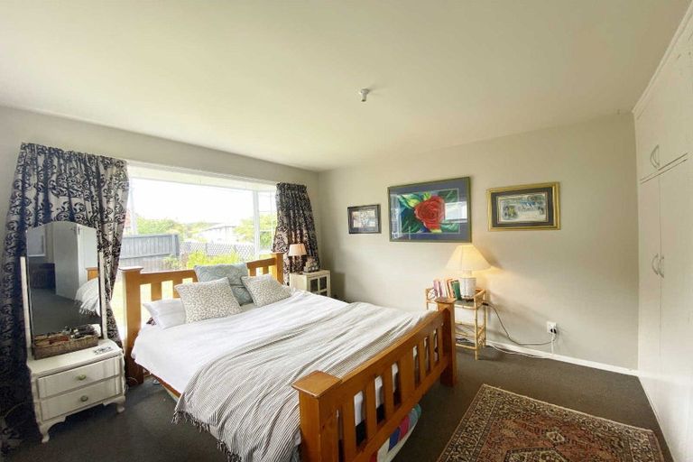 Photo of property in 121 Pages Road, Wainoni, Christchurch, 8061