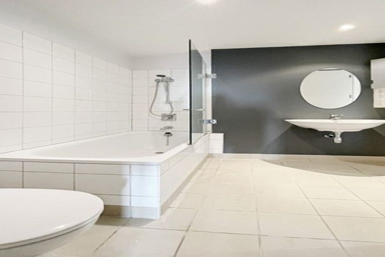 Photo of property in New Mirage, 302/88 The Strand, Parnell, Auckland, 1010