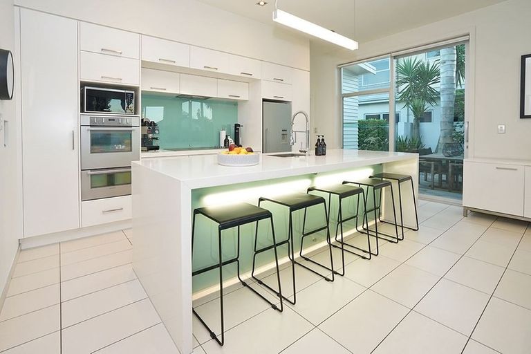 Photo of property in 2 Apollo Place, Rototuna North, Hamilton, 3210