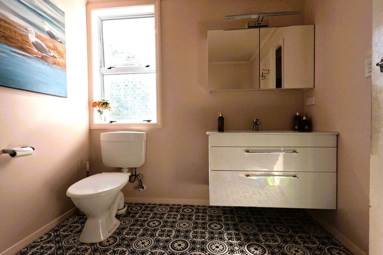 Photo of property in 1915 State Highway 2, Waipukurau, 4275