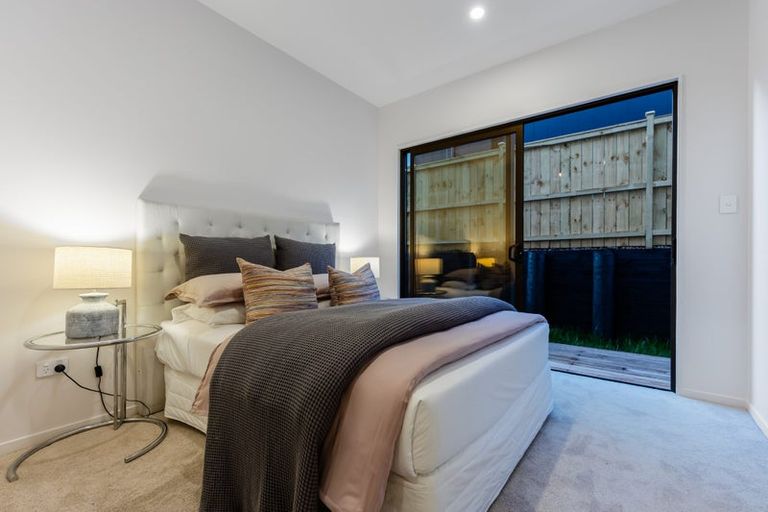 Photo of property in 53 Kumukumu Road, Long Bay, Auckland, 0630