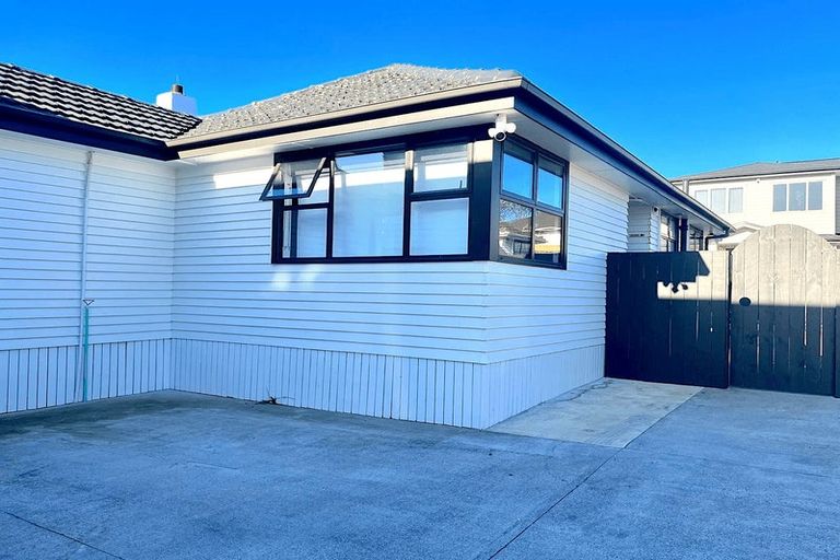 Photo of property in 15 Milan Road, Papatoetoe, Auckland, 2025