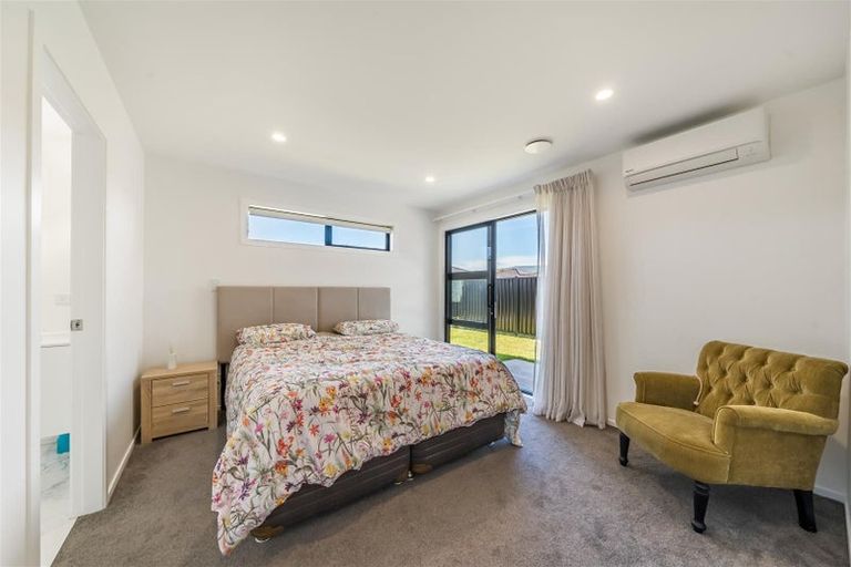 Photo of property in 3 Dahl Drive, Wallaceville, Upper Hutt, 5018