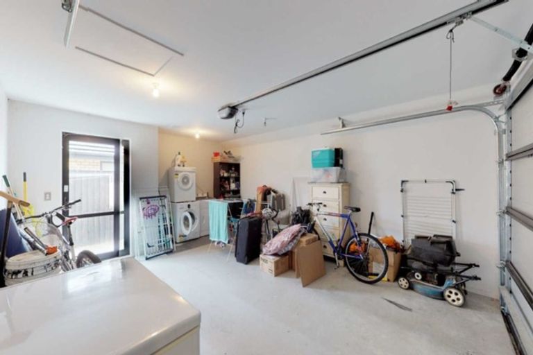 Photo of property in 18 Maka Lane, Halswell, Christchurch, 8025