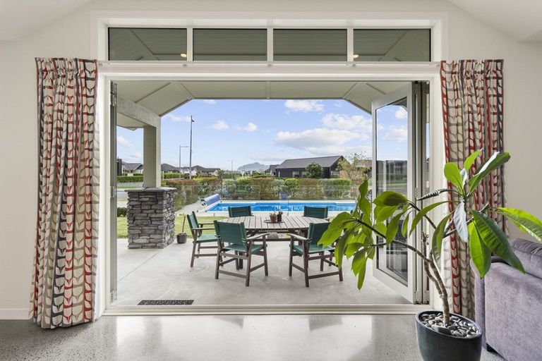 Photo of property in 13 Alan Livingston Drive, Cambridge, 3434