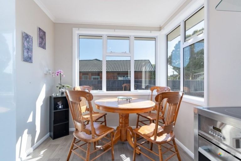 Photo of property in 2a Mcbain Grove, Avalon, Lower Hutt, 5011