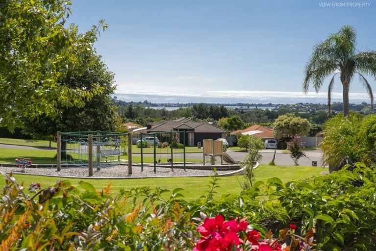 Photo of property in 12 Waterside Drive, Pyes Pa, Tauranga, 3112