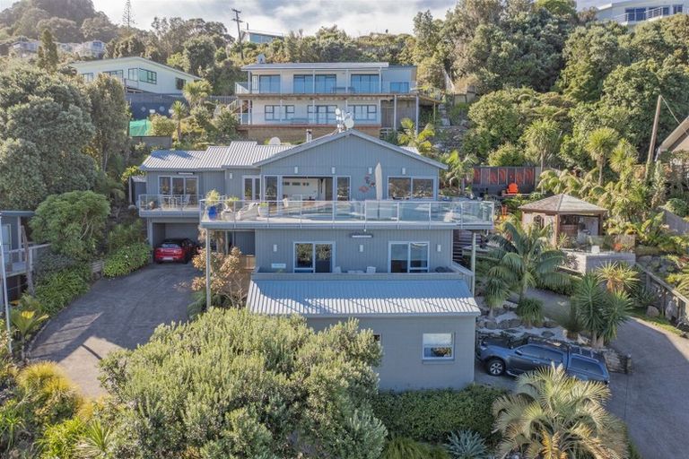 Photo of property in 22 Tairua Terrace, Tairua, 3508