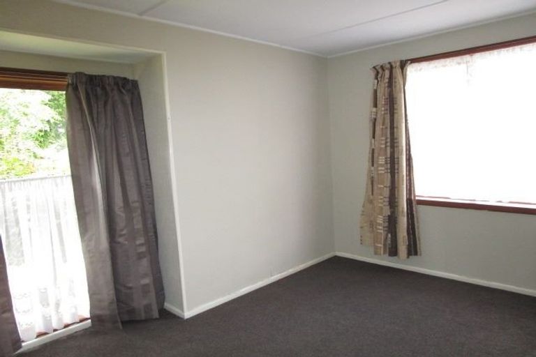 Photo of property in 12 Hooker Avenue, Bryndwr, Christchurch, 8053