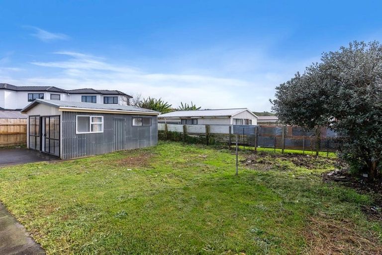 Photo of property in 32 Idlewild Avenue, Mangere, Auckland, 2022
