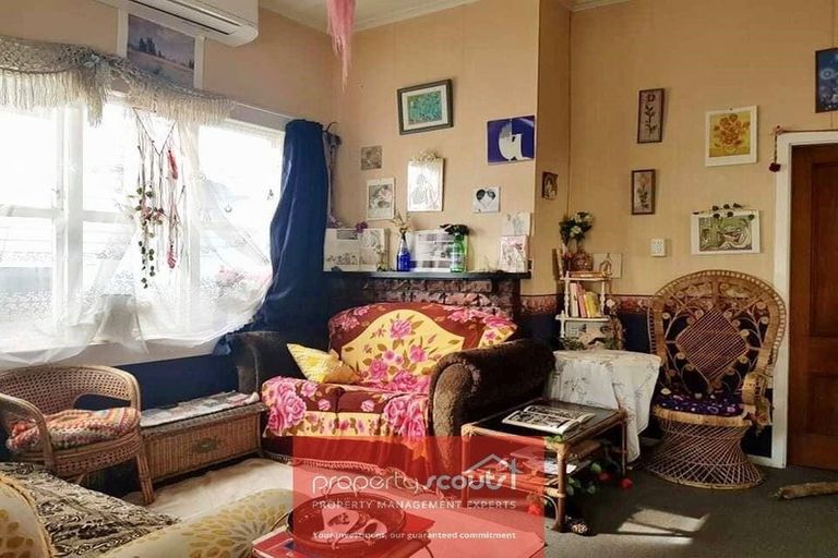 Photo of property in 253 Courtenay Street, Strandon, New Plymouth, 4312