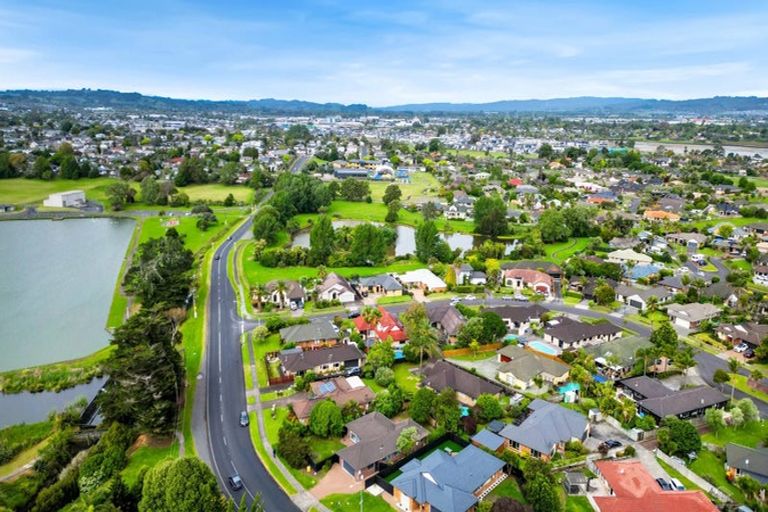 Photo of property in 58 Wattle Farm Road, Wattle Downs, Auckland, 2103