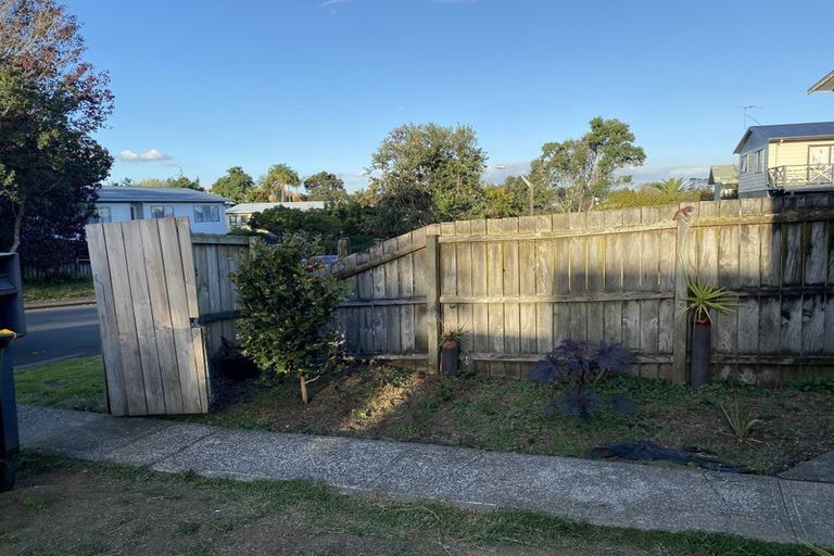 Photo of property in 3 Applewood Drive, Henderson, Auckland, 0612