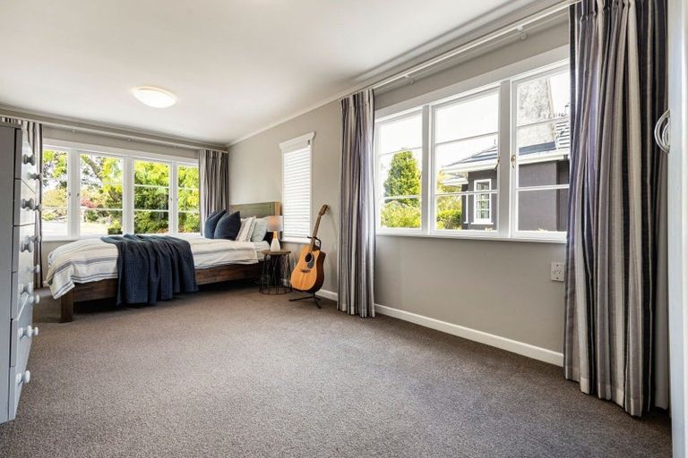 Photo of property in 14 Maeroa Road, Beerescourt, Hamilton, 3200